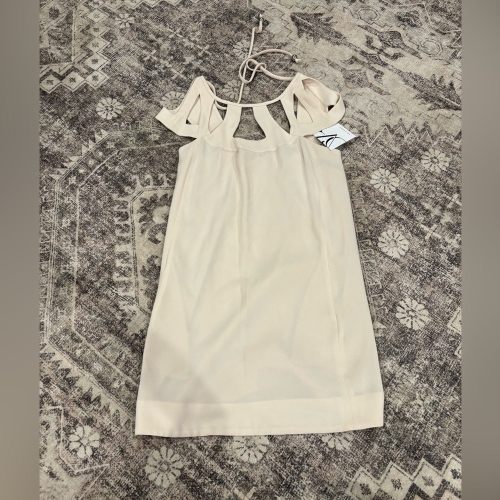 Diane von Furstenburg (DVF) Achava cutout Dress in cream/off-white “Haystack” - Picture 2 of 6
